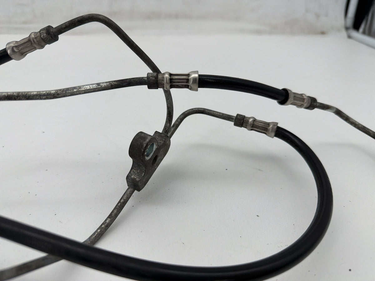 2011 Harley Electra Glide Touring Ultra OEM Front Brake Hose Line Pipe ABS