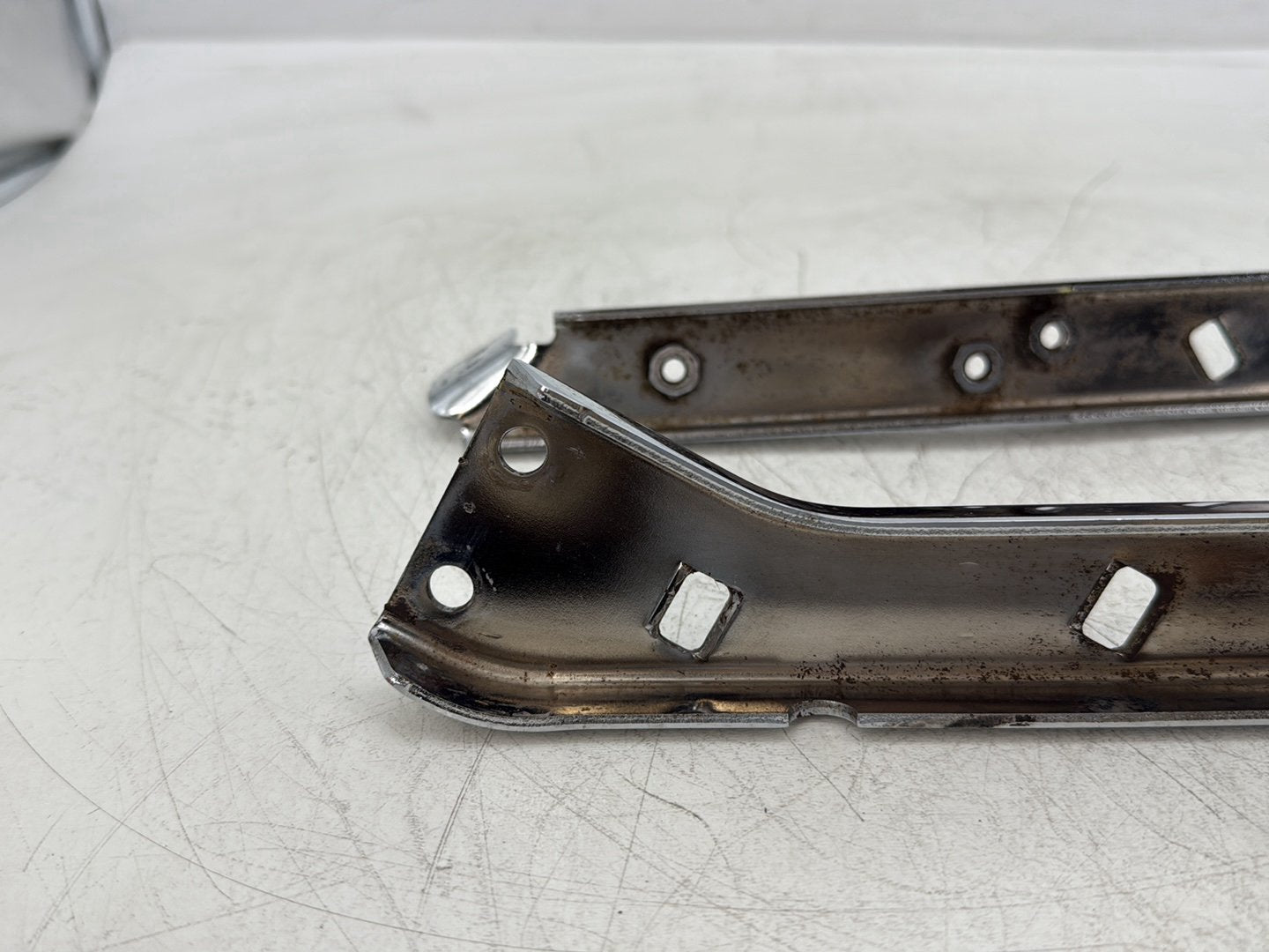 2006 Harley Electra Glide Touring Classic FLHTCI OEM Left Right Saddlebag Fender Struts Brackets