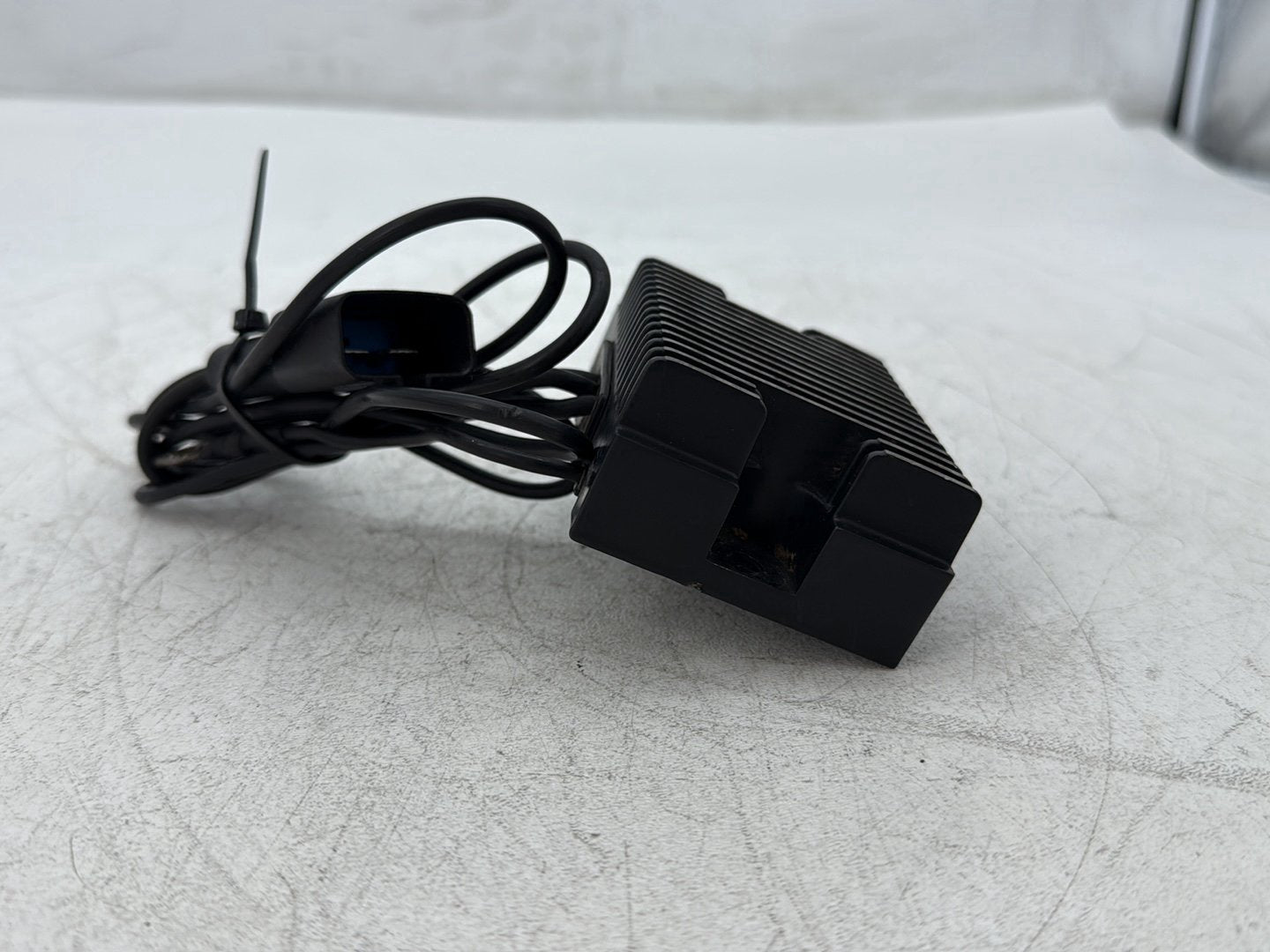 2000 Harley Dyna FXDWG Wide Glide OEM Voltage Regulator Rectifier