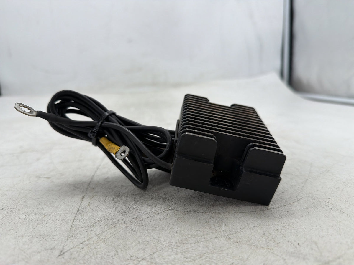 2002 Harley Dyna Wide Glide FXDWG OEM Voltage Regulator Rectifier 74631-04