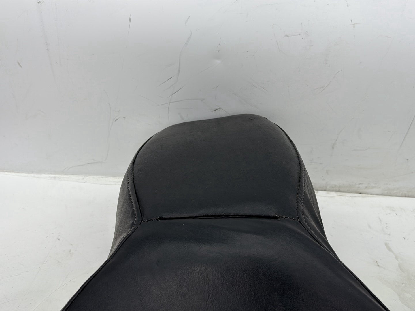 2005 Harley Road Glide Touring FLTRI OEM Passenger Rider Driver Seat Saddle