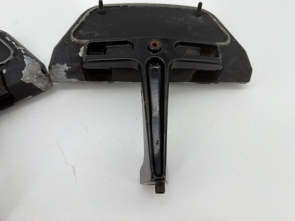 2006 Harley Electra Glide Touring Classic OEM Left & Right Passenger Floorboard Foot Rest