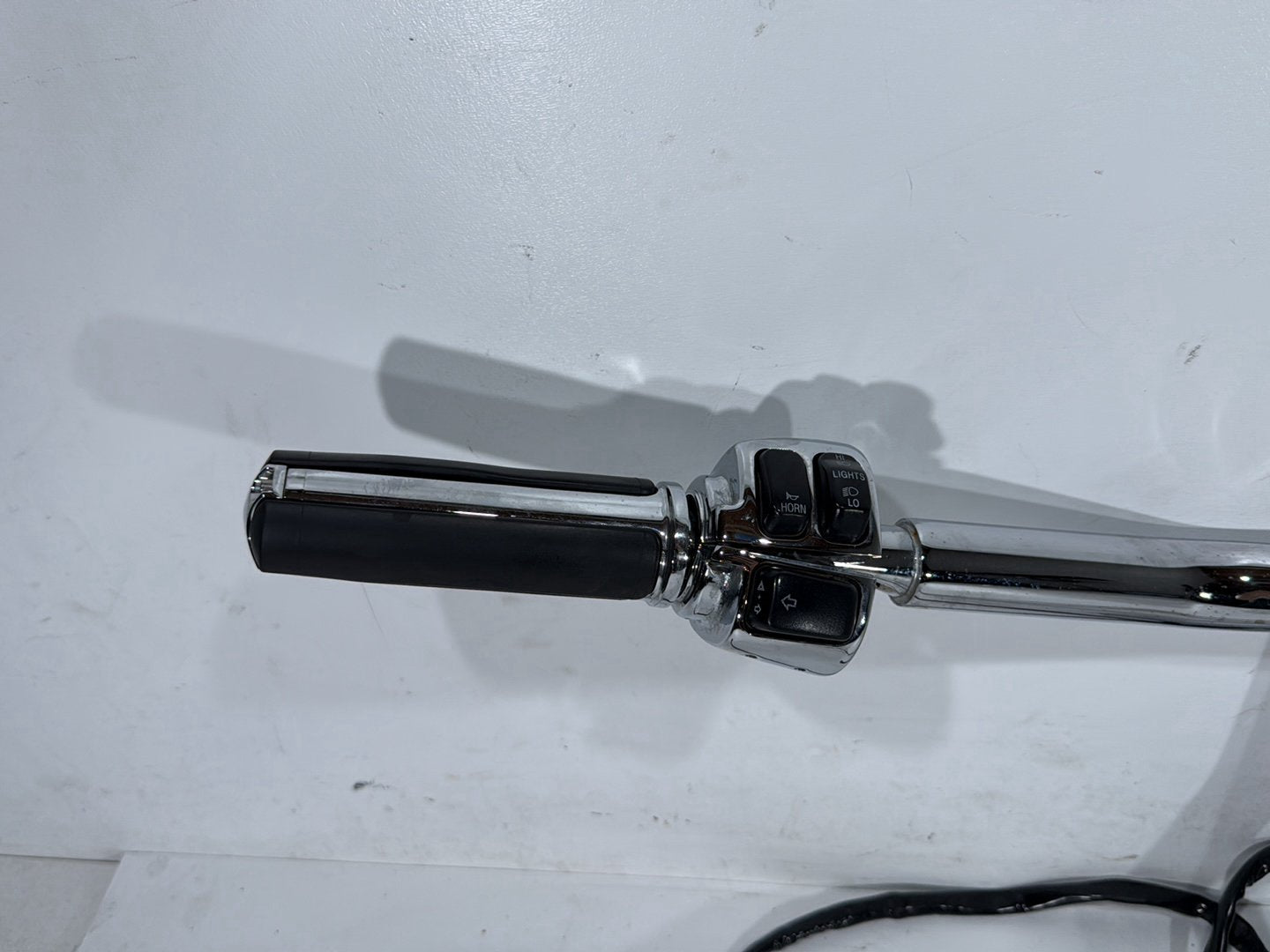 2000 Harley Dyna FXDWG Wide Glide OEM Handlebars Left Right Switches Controls