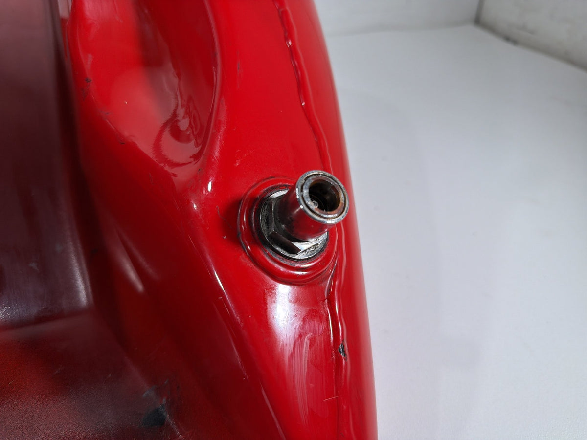 2004 Harley Electra Glide Touring Fuel Gas Tank Gasoline Reservoir w/ Fuel Pump