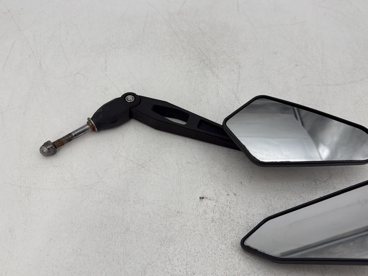 2007 - 2012 Harley-Davidson Touring Street Glide Left Right Rear View Mirror YH-RM-127