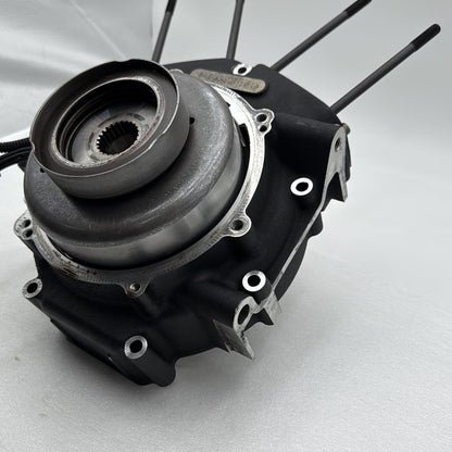 2007 - 2012 Harley-Davidson Touring Street Glide Crankcase Shaft Engine Motor Cover 24649-06