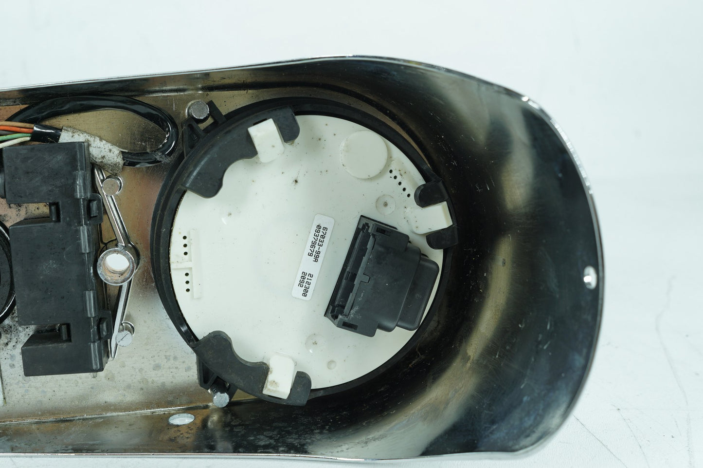 1999 - 2006 Harley-Davidson Touring Road King Fuel Tank Dash Console Speedometer NOKey 60960-99