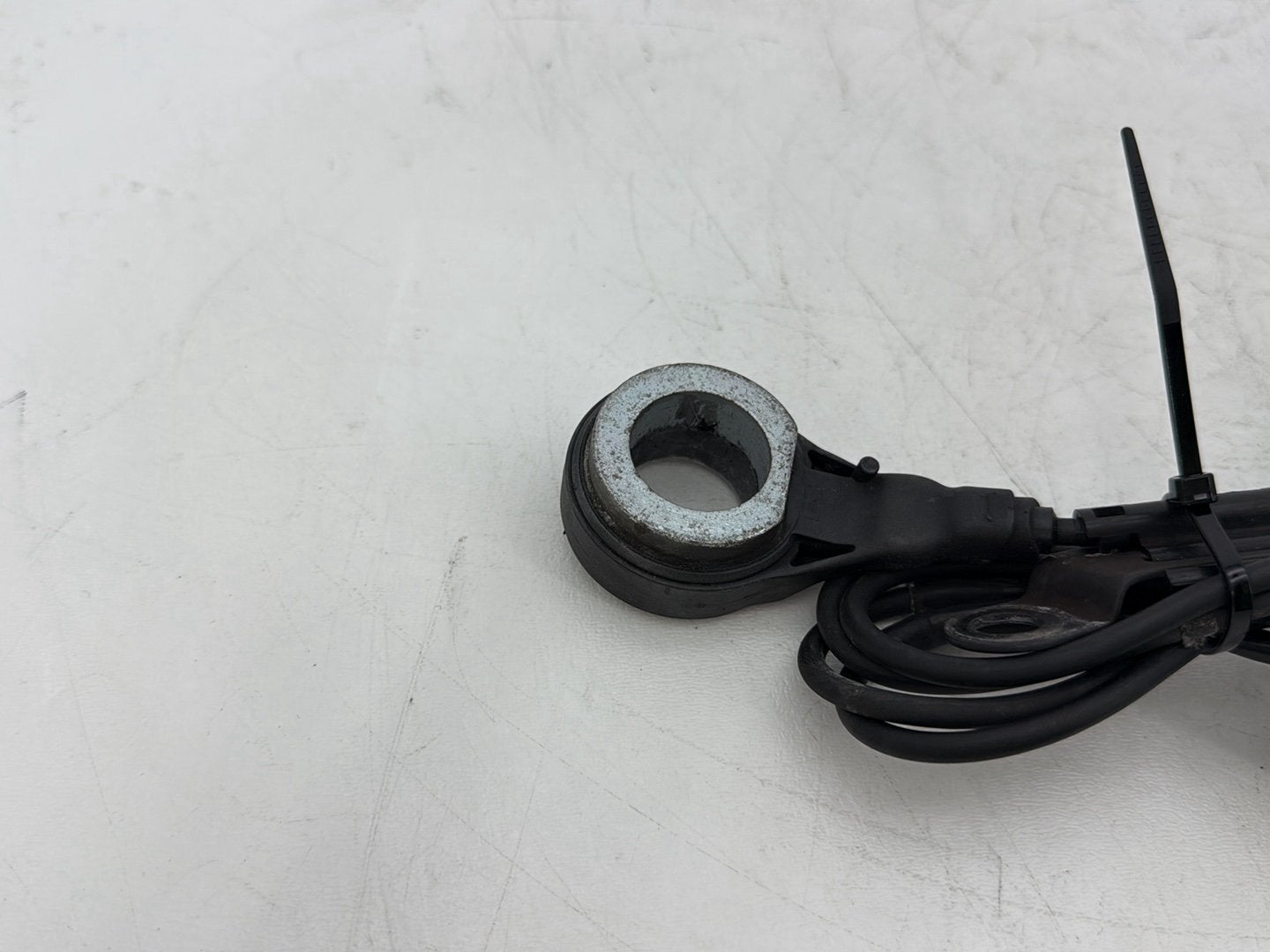 2008 Harley Touring FLHTCU Electra Glide Ultra OEM Front & Rear Wheel ABS Speed Sensors