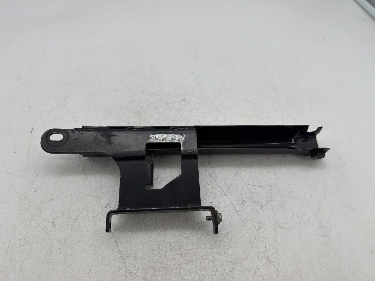 2001 Harley Softail Standard FXST OEM Seat Bracket Mount Support Mounting