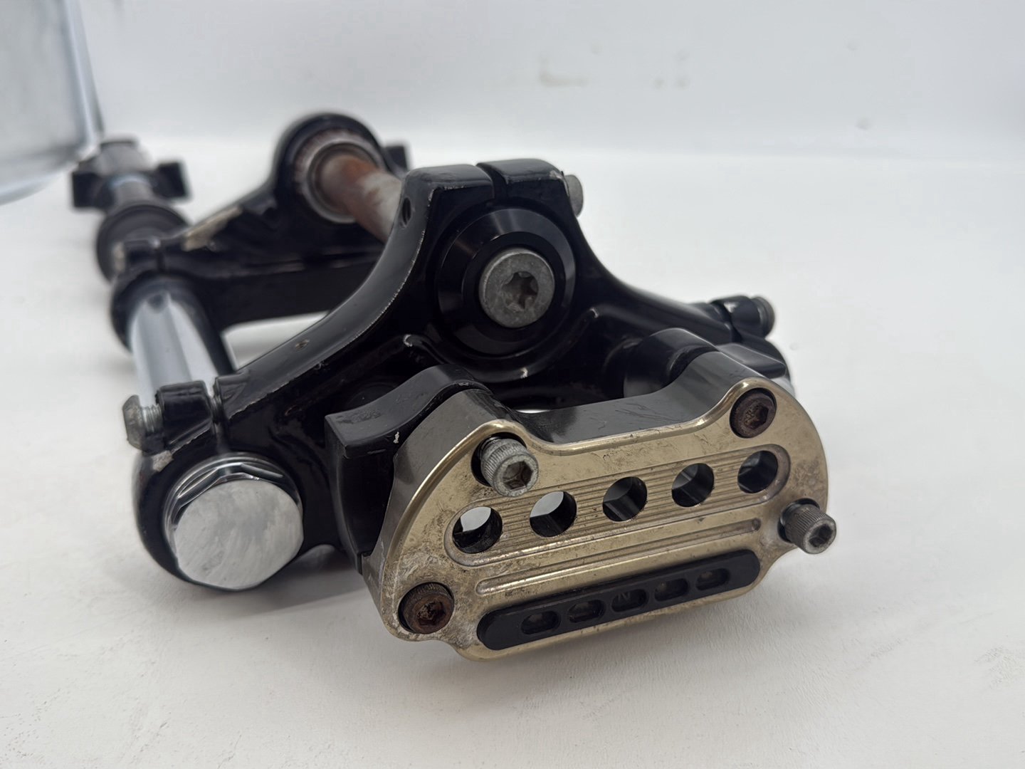 2004 - 2022 Harley-Davidson Sportster 1200 Nightster Front Triple Tree Set & LH RH Fork Legs Sliders 46758-07