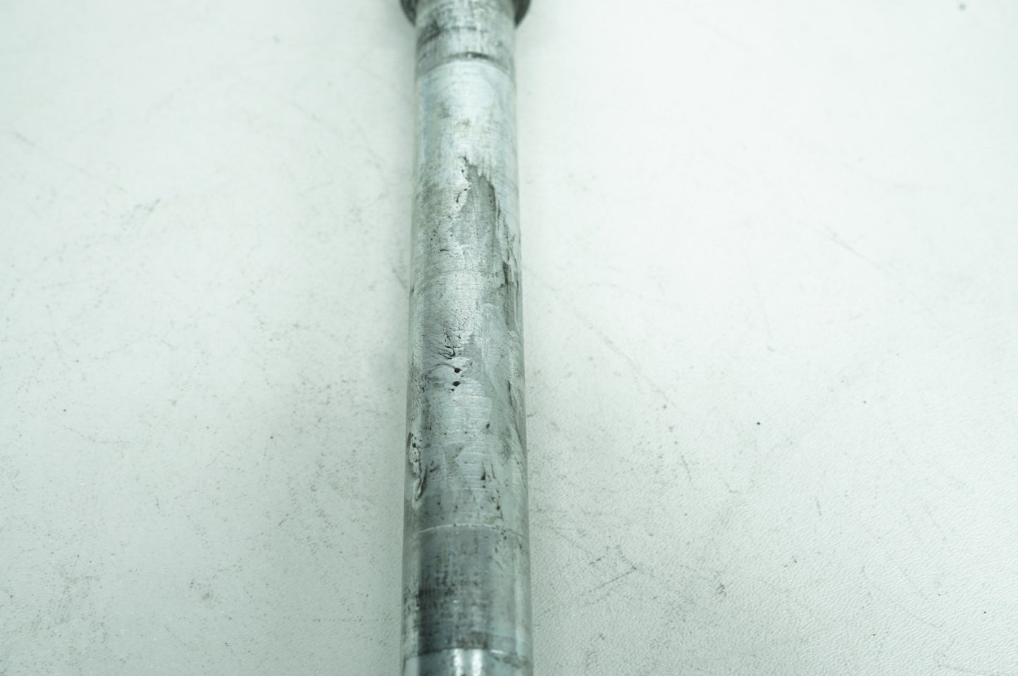 1999 - 2006 Harley-Davidson Touring Road King Front Wheel Axle Bolt Shaft 43364-00