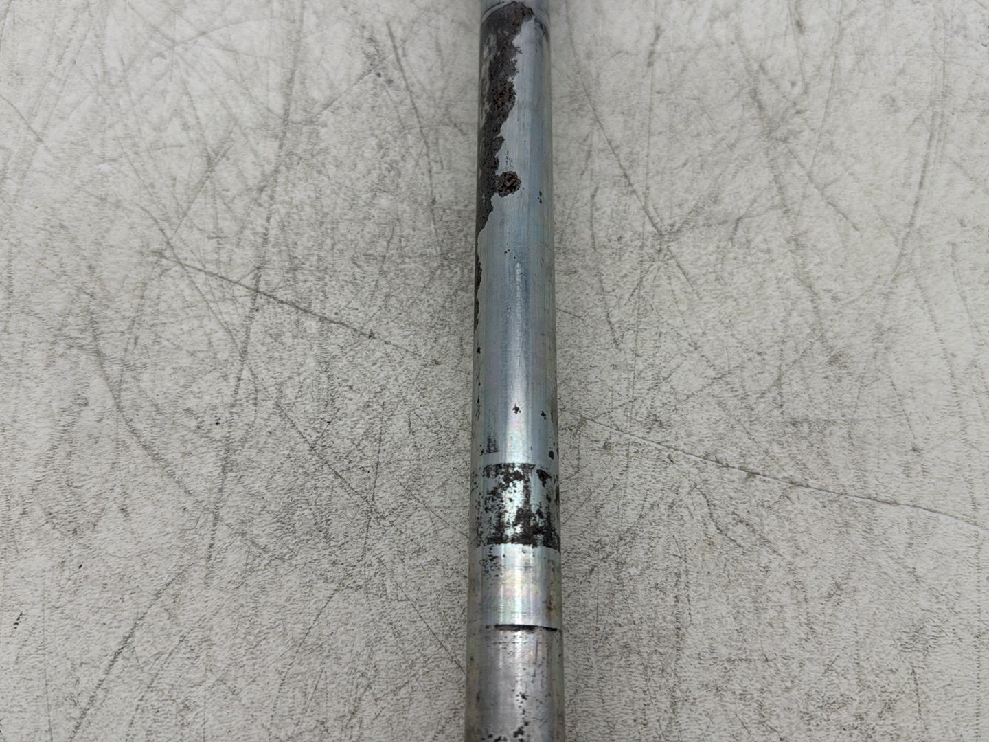 2004 Harley Dyna Super Glide FXDI OEM Rear Wheel Axle Bolt Shaft