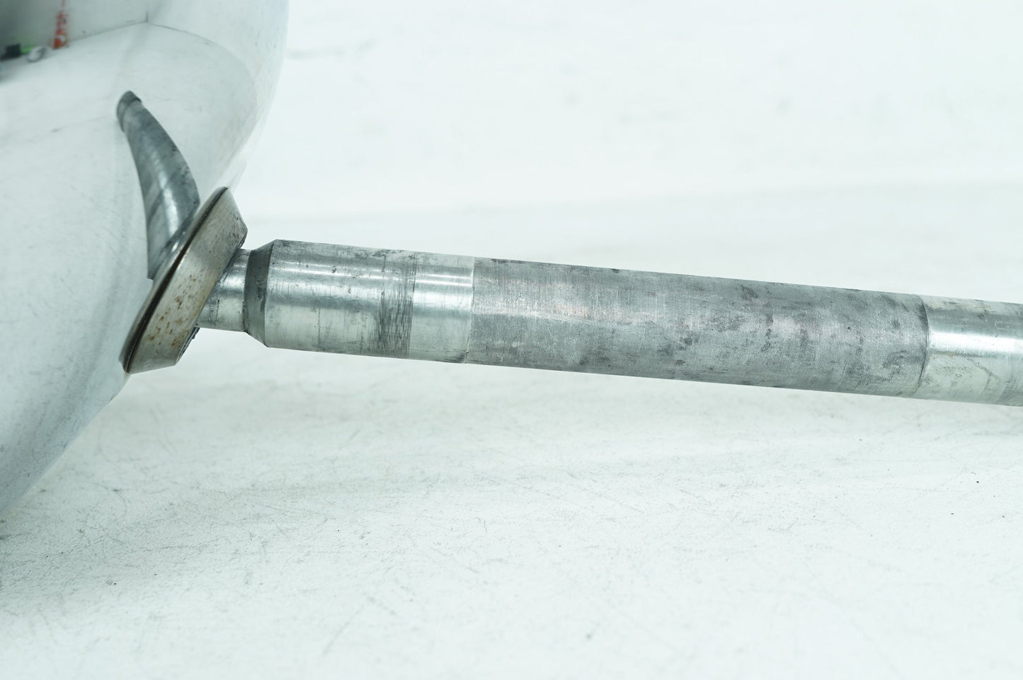2007 - 2012 Harley-Davidson Softail Heritage Classic Front Wheel Axle Bolt Shaft 41545-07A