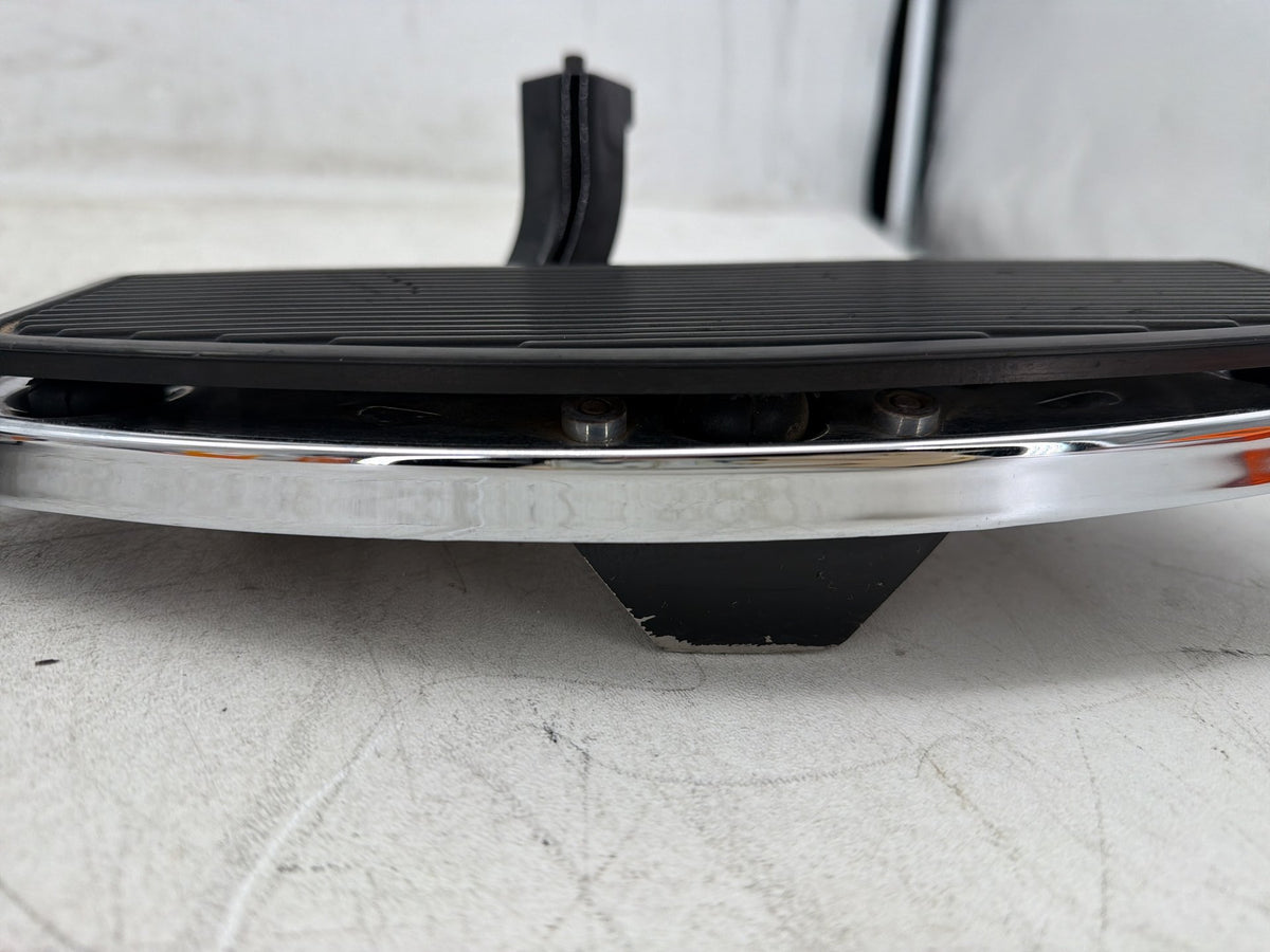 12 Harley Electra Glide Touring Ultra OEM Left Right Driver Floorboard Foot Rest