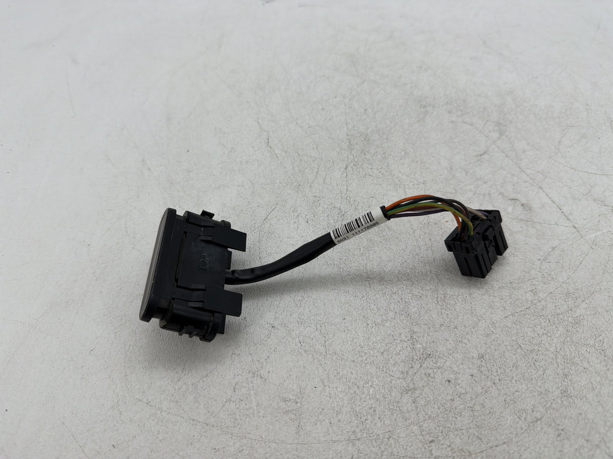 2012 Harley Electra Glide Touring Ultra OEM Dash Indicator Lamp Wire Plug In
