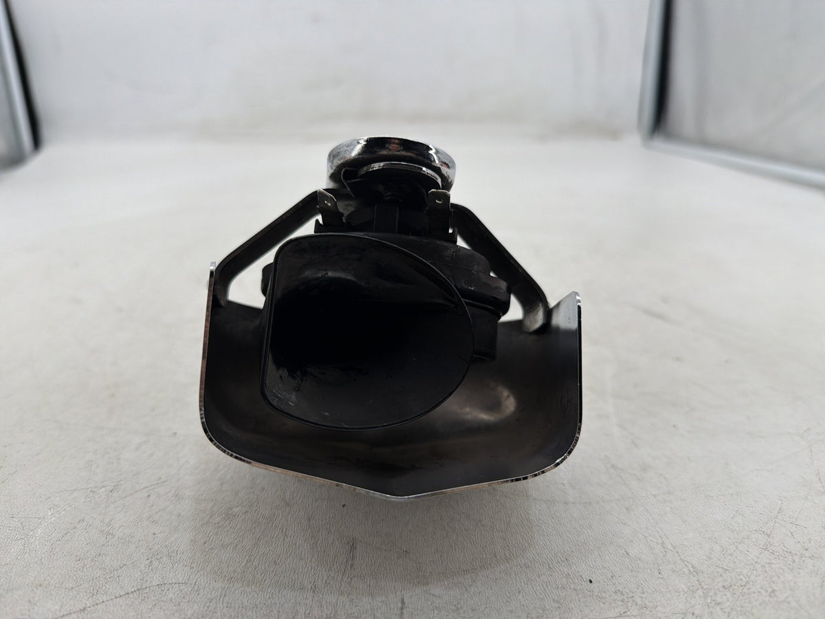 2001 Harley Heritage Softail Classic FLSTC OEM Horn Signal Klaxon Chrome Cover