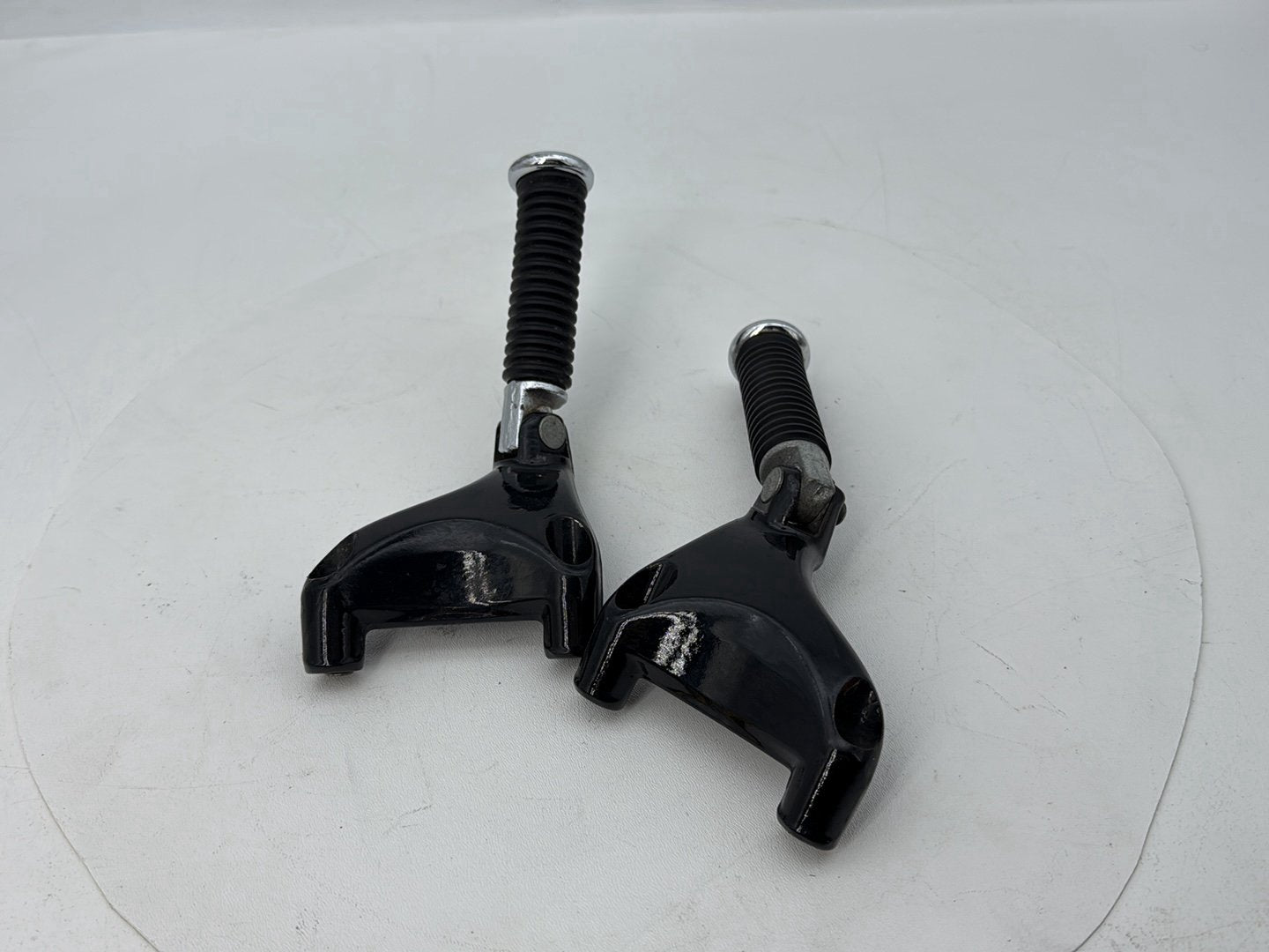 2004 - 2013 Harley-Davidson Sportster 883 Custom Passenger Left & Right Foot Pegs  	49314-04