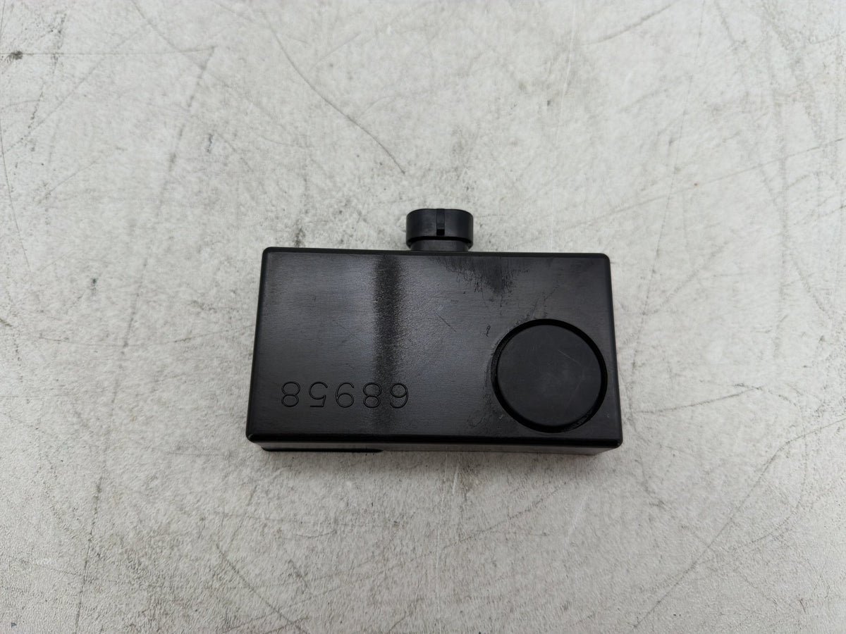 2004 Harley Electra Glide CVO Eagle Security Alarm Control Module Siren 68958-00