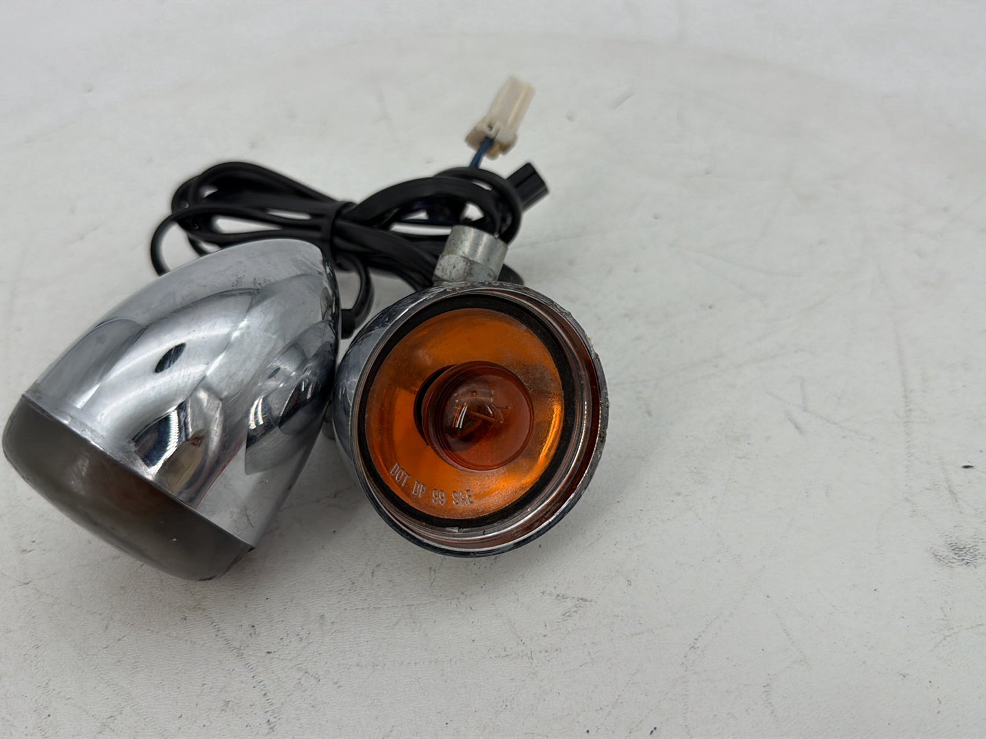 2007 - 2017 Harley-Davidson Dyna Super Glide Custom Front Left Right Turn Signal Indicators  	68972-00
