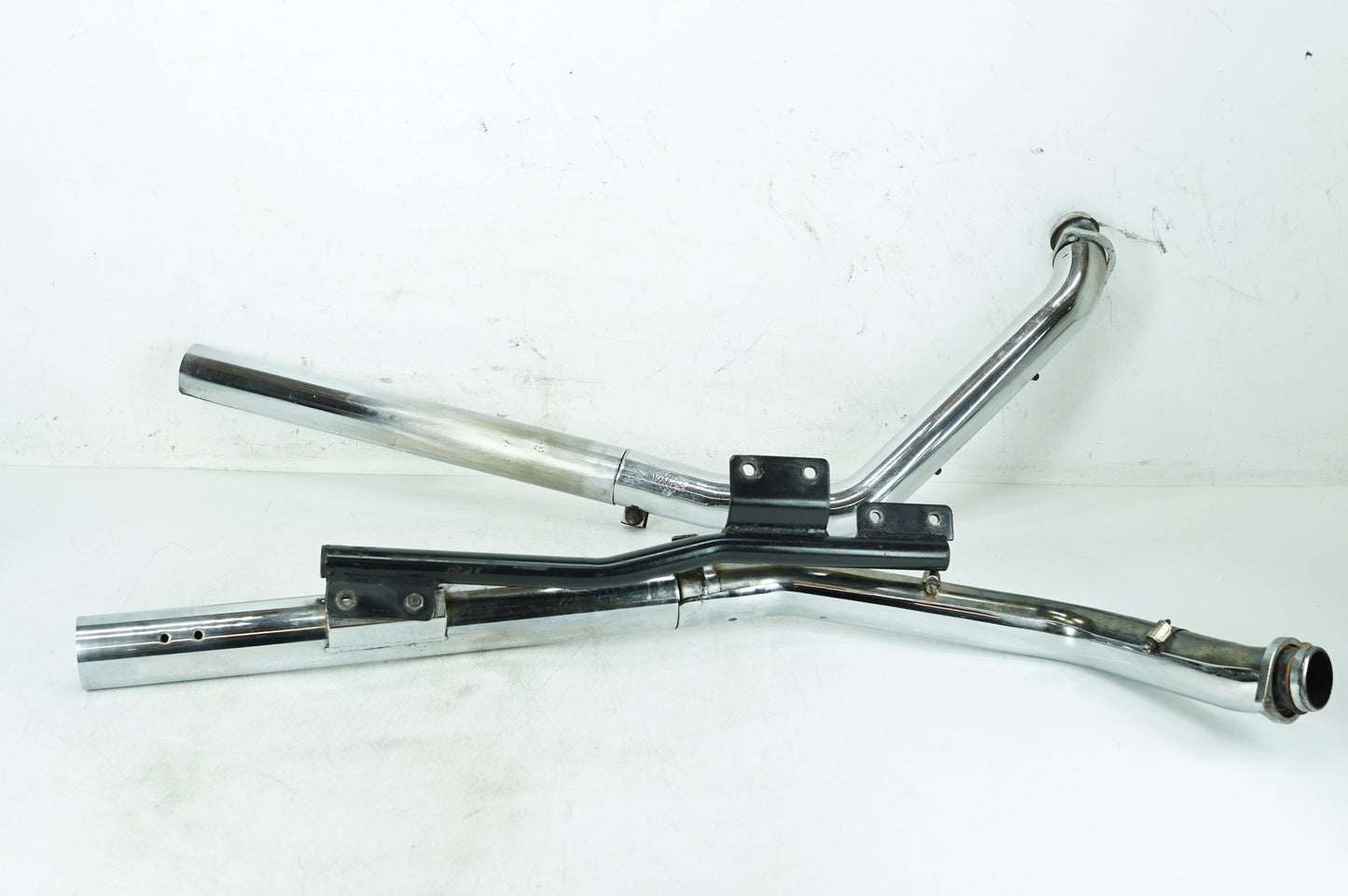 1999 - 2006 Harley-Davidson Softail Fat Boy Exhaust Header Pipes Vance & Hines  	65499-00A