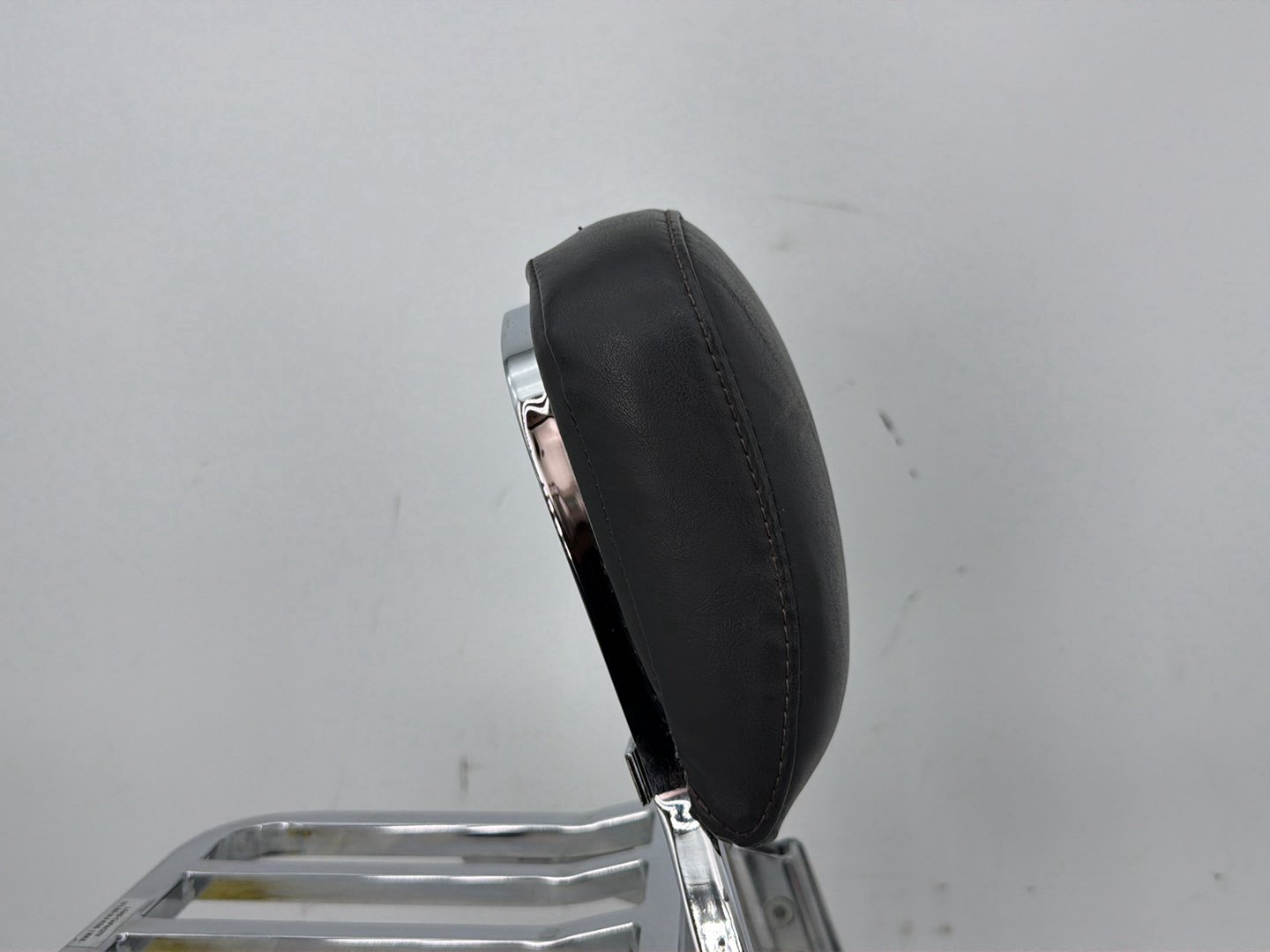 2007 - 2017 Harley-Davidson Dyna Super Glide Custom Rear Sissy Bar w/ Backrest Cushion Pad 52866-06
