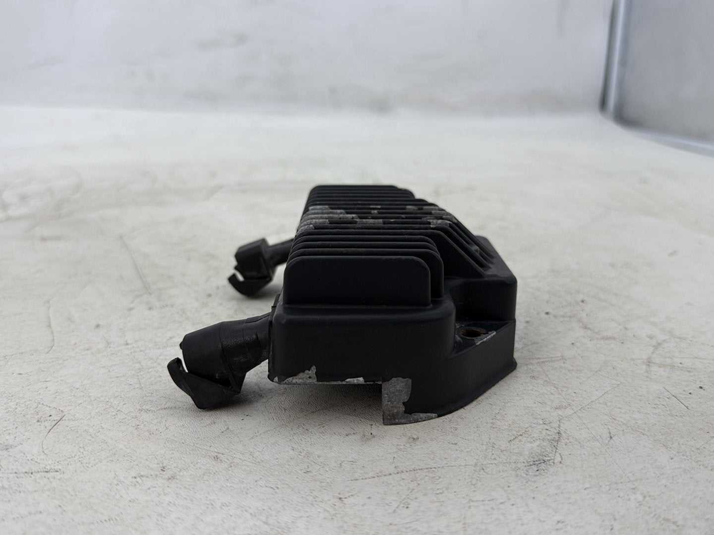 2015 Harley Dyna Low Rider FXDL OEM Voltage Regulator Rectifier