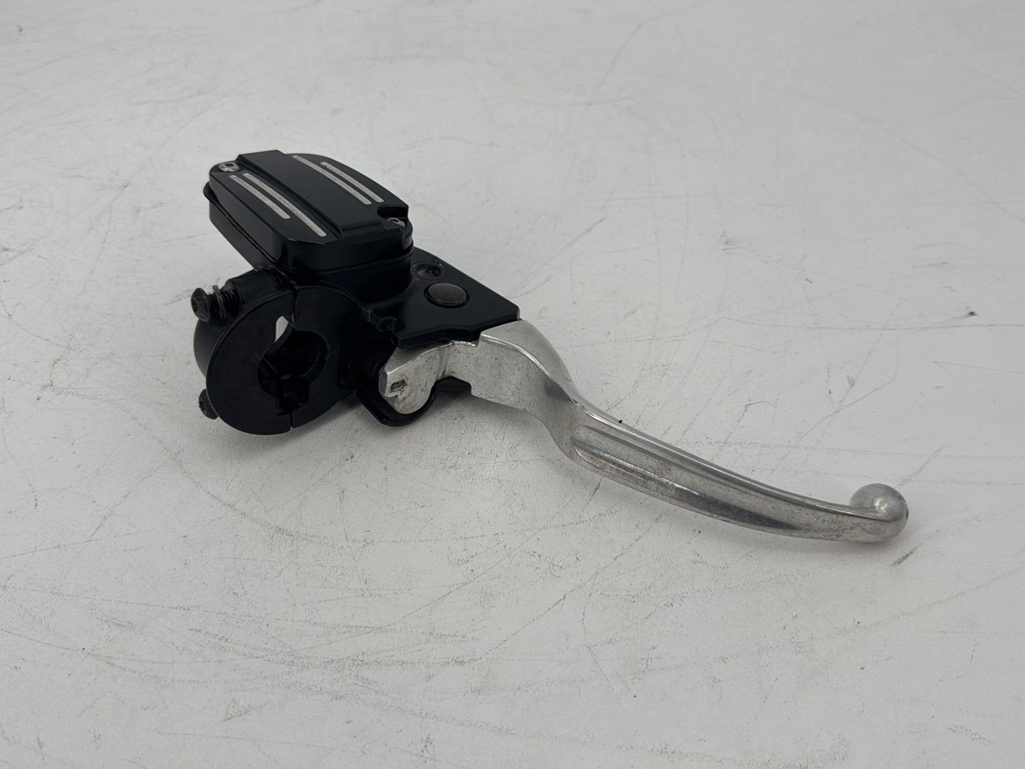 08 Harley Touring Electra Glide Front Right Brake Lever Master Cylinder CNC Cut
