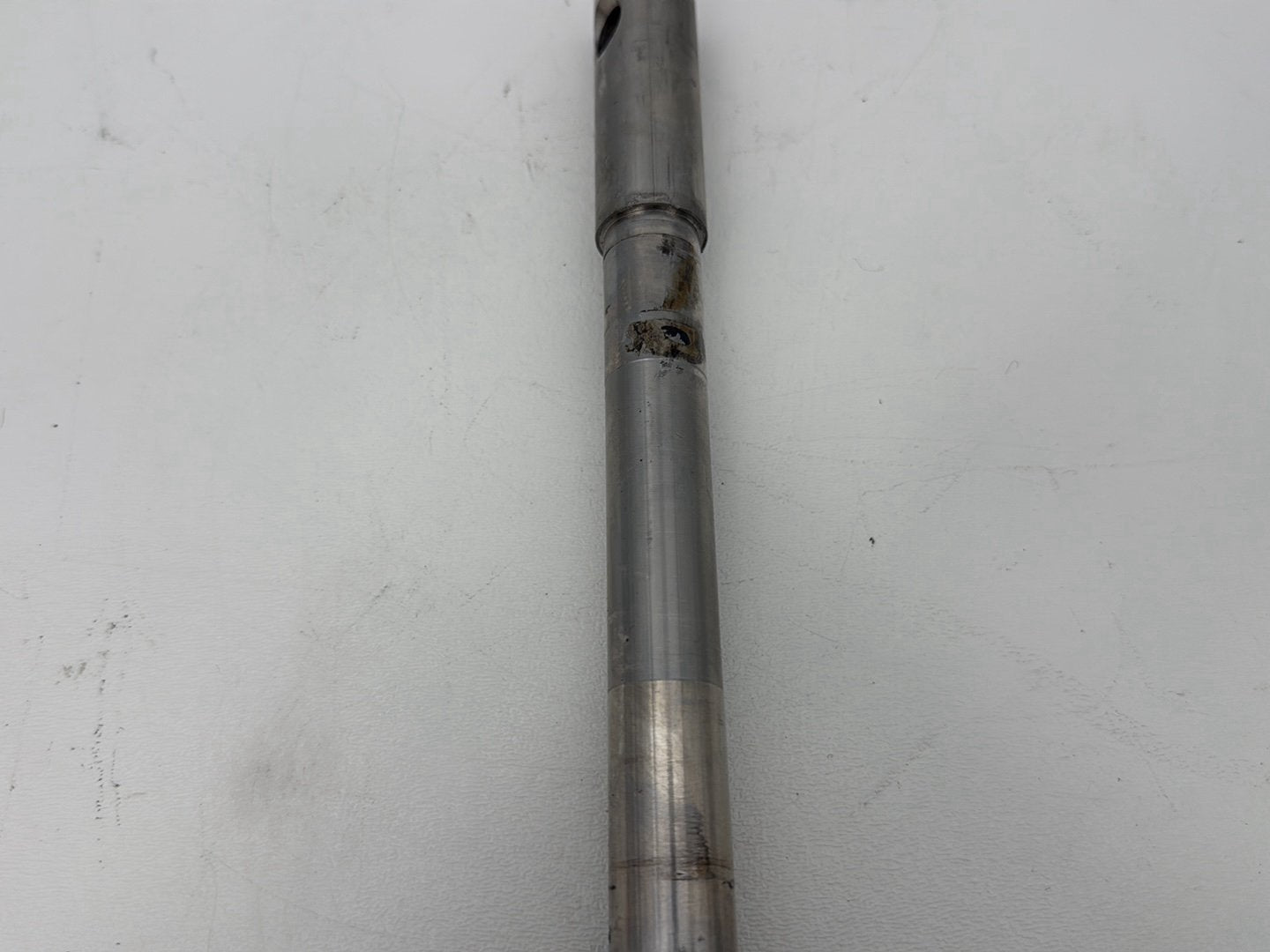 2003 Harley Sportster XL1200C 1200 Custom Anniversary OEM Front Wheel Axle Bolt Shaft
