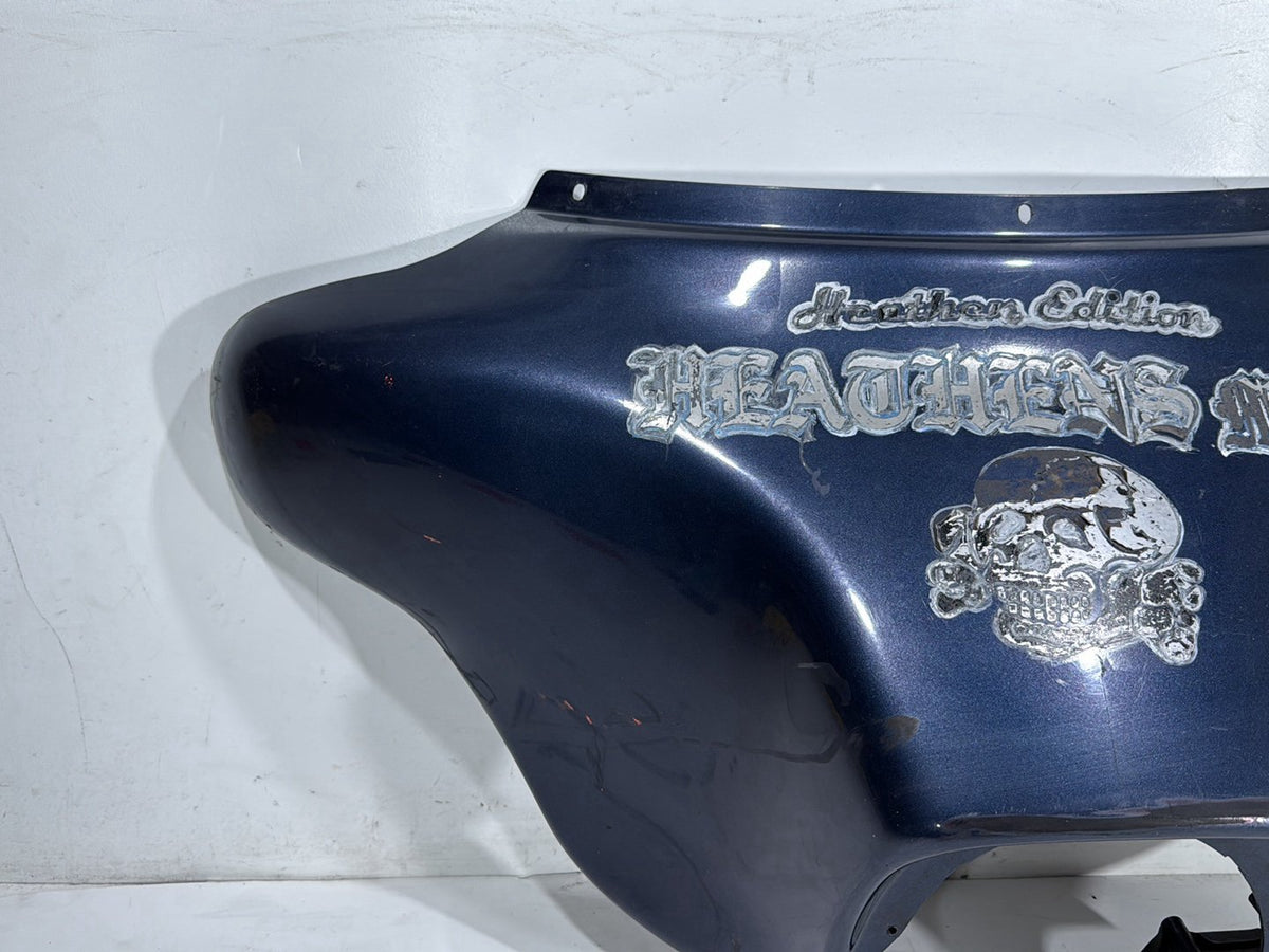 2009 Harley Street Glide Touring FLHX OEM Front Outer Batwing Fairing Cover