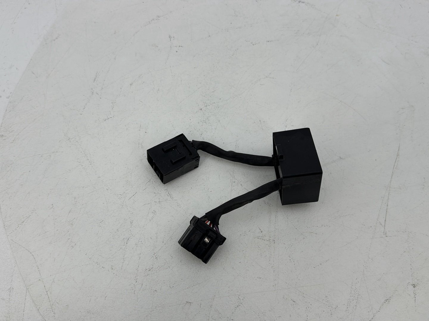 1999 - 2006 Harley-Davidson Touring CVO Screamin Eagle Road King Tail Turn Signal Light Converter Module  68278-07