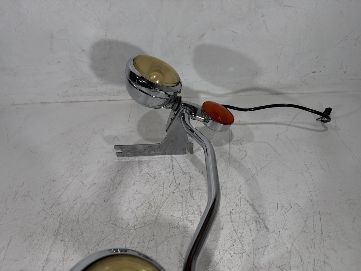 2012 Harley Electra Touring Ultra OEM Front Turn Signal Indicators Aux Light Bar