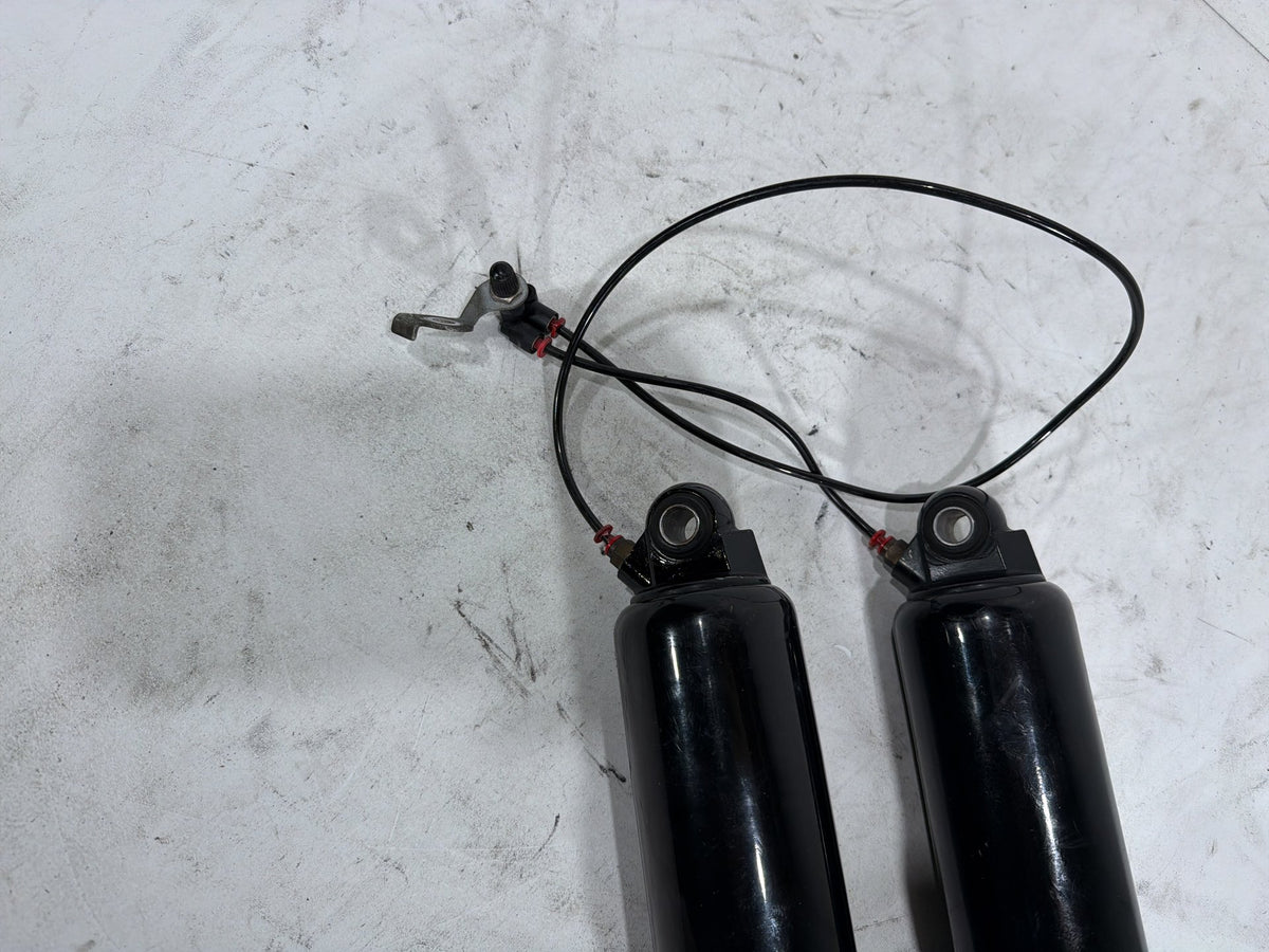 2010 Harley Electra Glide Touring Ultra OEM Rear Left Right Shock Absorbers 13"