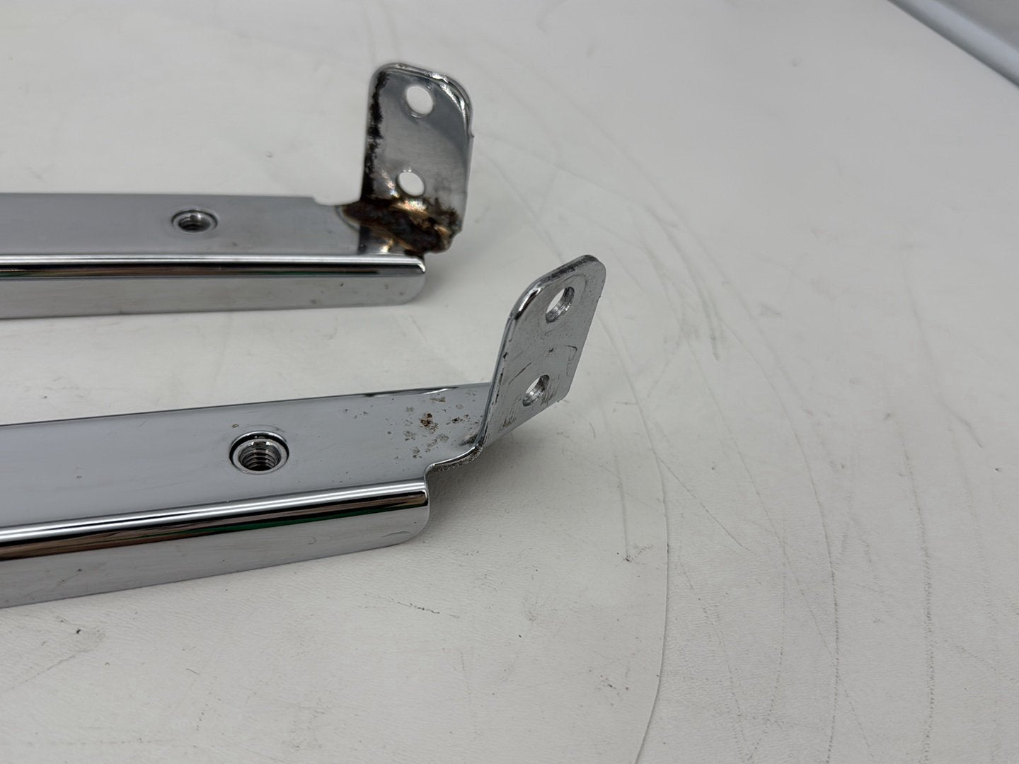 1999 - 2006 Harley-Davidson Touring CVO Screamin Eagle Road King Rear Left & Right Saddlebag Fender Support 90718-79C
