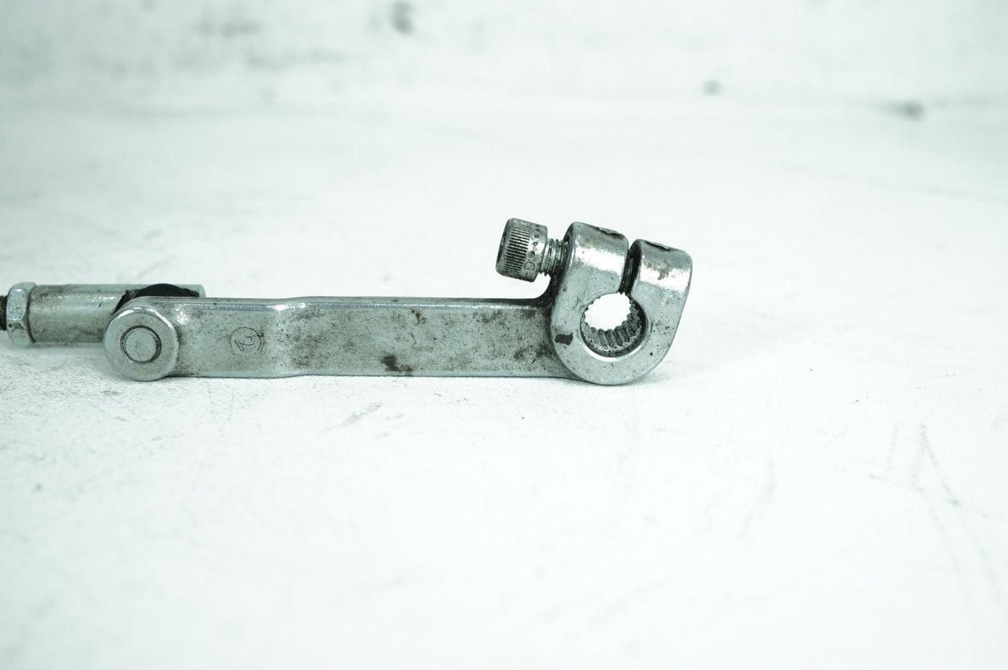 2000 - 2006 Harley-Davidson Softail Fat Boy Gear Shifter Lever Arm w/ Rod linkage 33719-79B