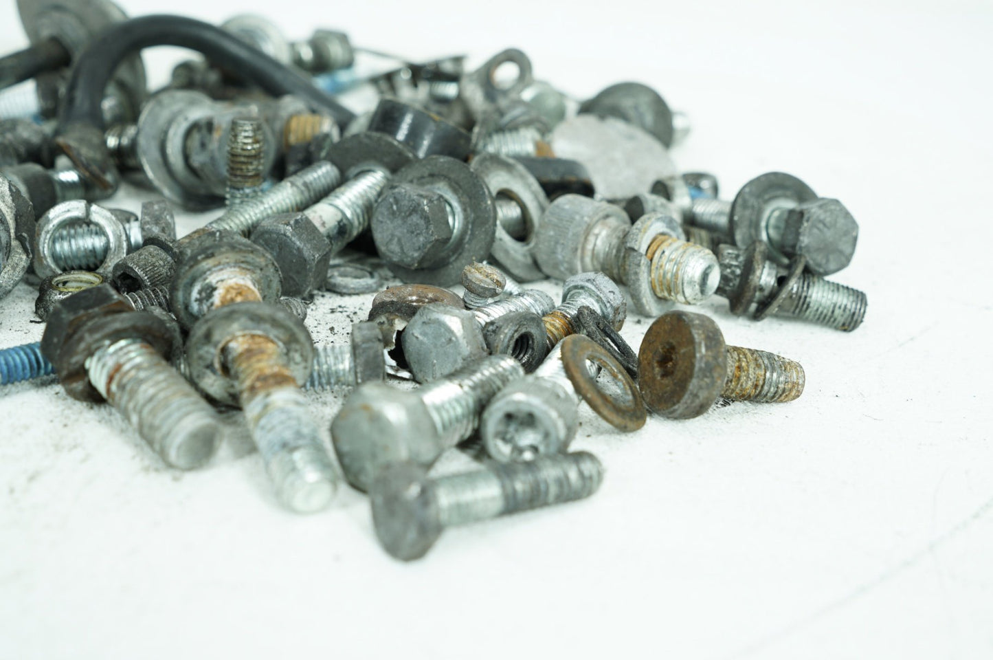 1999 - 2006 Harley-Davidson Touring Road King Hardware Bolts Nuts & Brackets