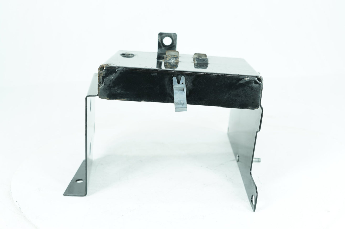 1999 - 2006 Harley-Davidson Touring Electra Glide Classic Battery Tray Bracket Holder Carrier  	66281-02A