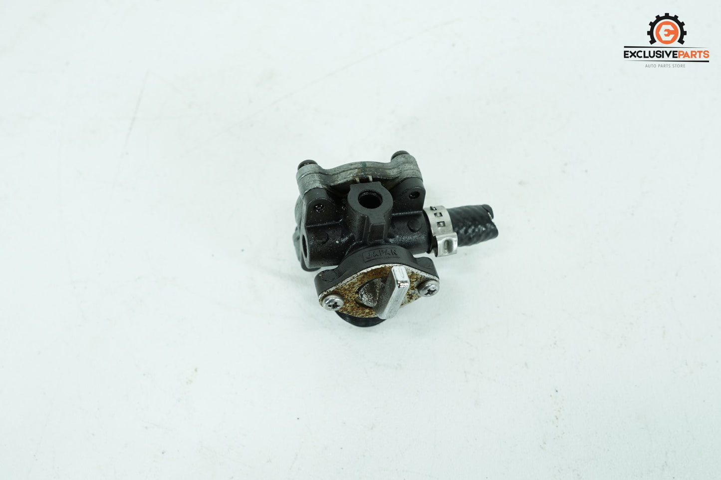 2000 - 2006 Harley-Davidson Softail Heritage Classic Petrol Gasoline Gas Tank Fuel Petcock 61338-94D
