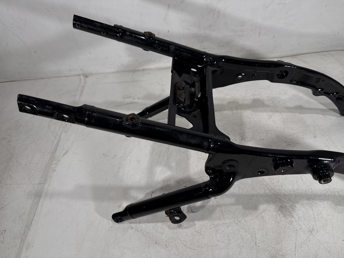 2011 Harley Electra Glide Touring OEM Rear Back Sub Frame Rail Bar 48079-09BHP