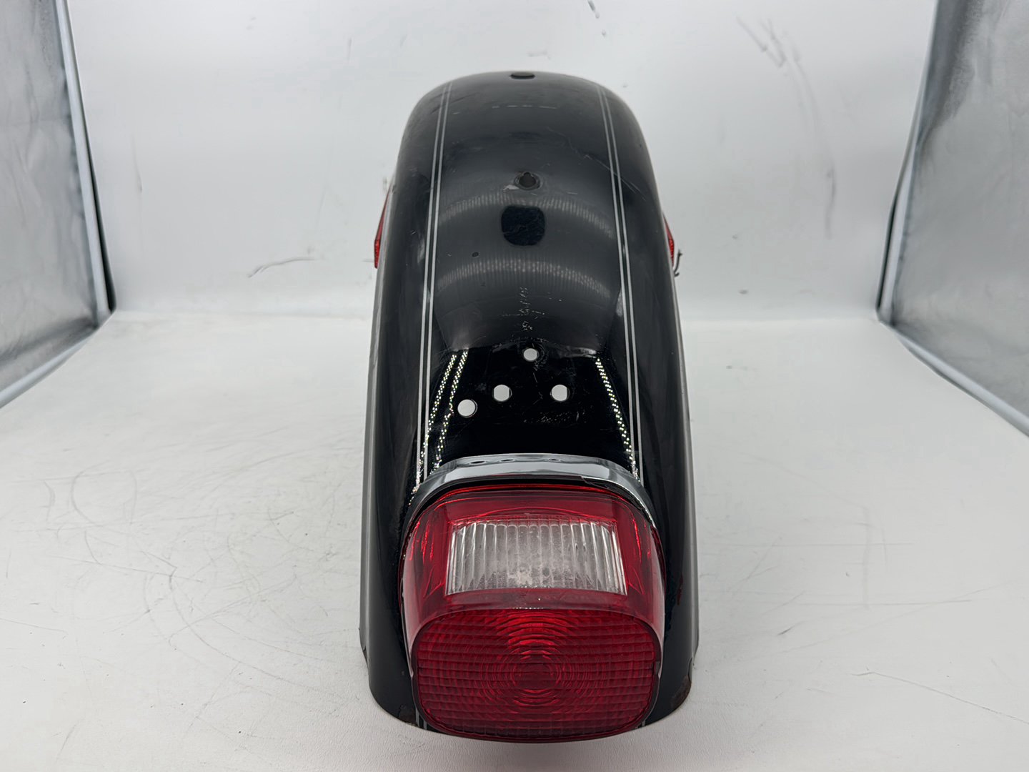 09 Harley Sportster XL1200 L 1200 Low OEM Rear Wheel Fender Taillight Brake Lamp