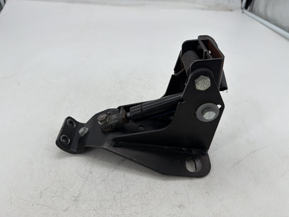 2014 Harley Electra Touring Ultra Adjustable Rider Backrest Lift Mount 52482-01A
