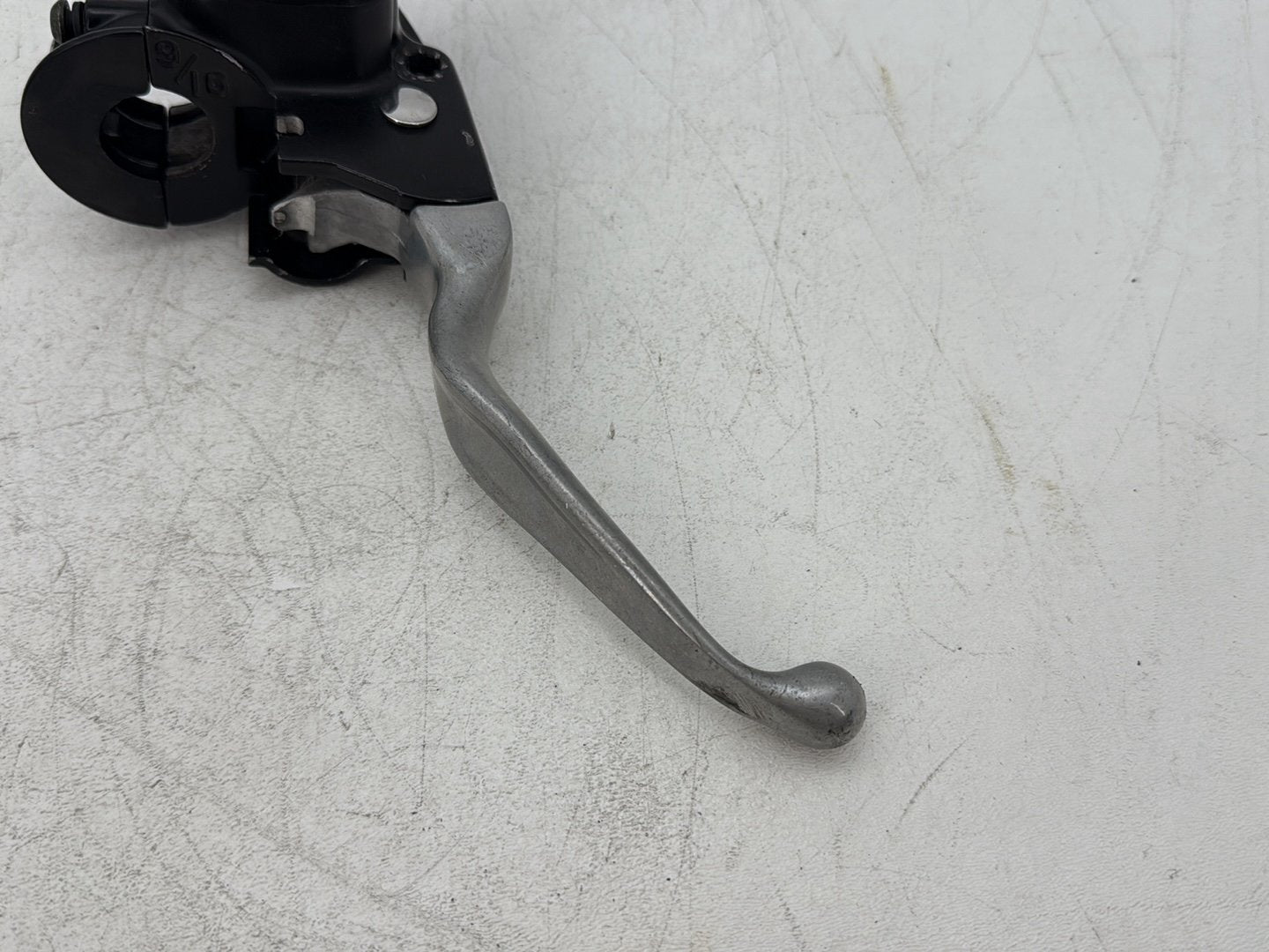 2001 Harley Sportster 883 Hugger XLH883 OEM Front Right Brake Lever Master Cylinder