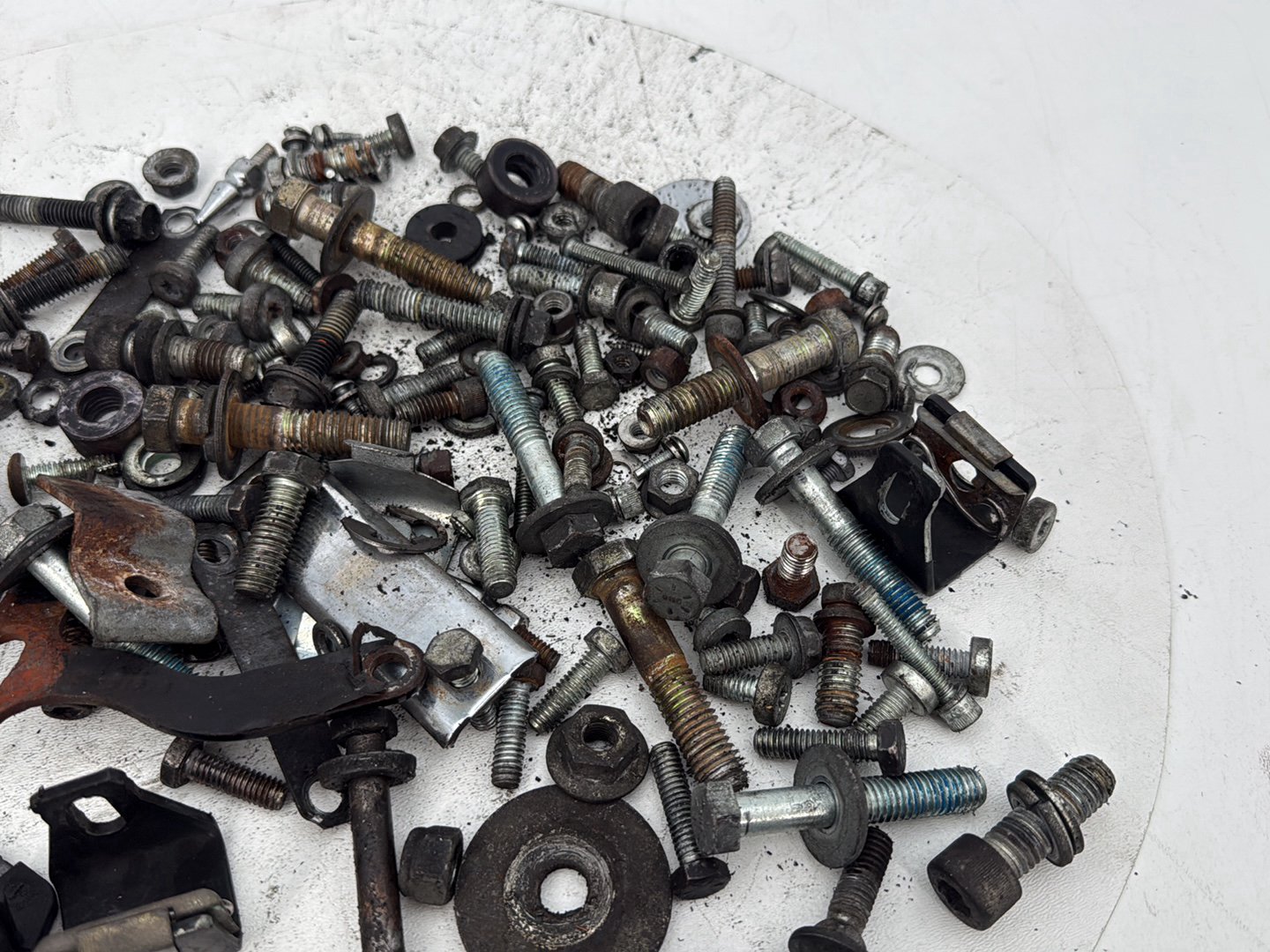 2007 - 2012 Harley-Davidson Touring Street Glide Hardware Bolts Nuts & Brackets w/ Left right Rear Fork Swingarm brackets
