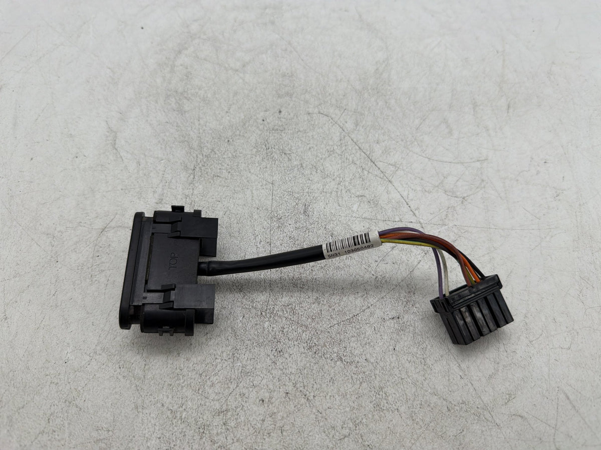 2011 Harley Electra Glide Touring Police OEM Dash Indicator Lamp Wire Plug In