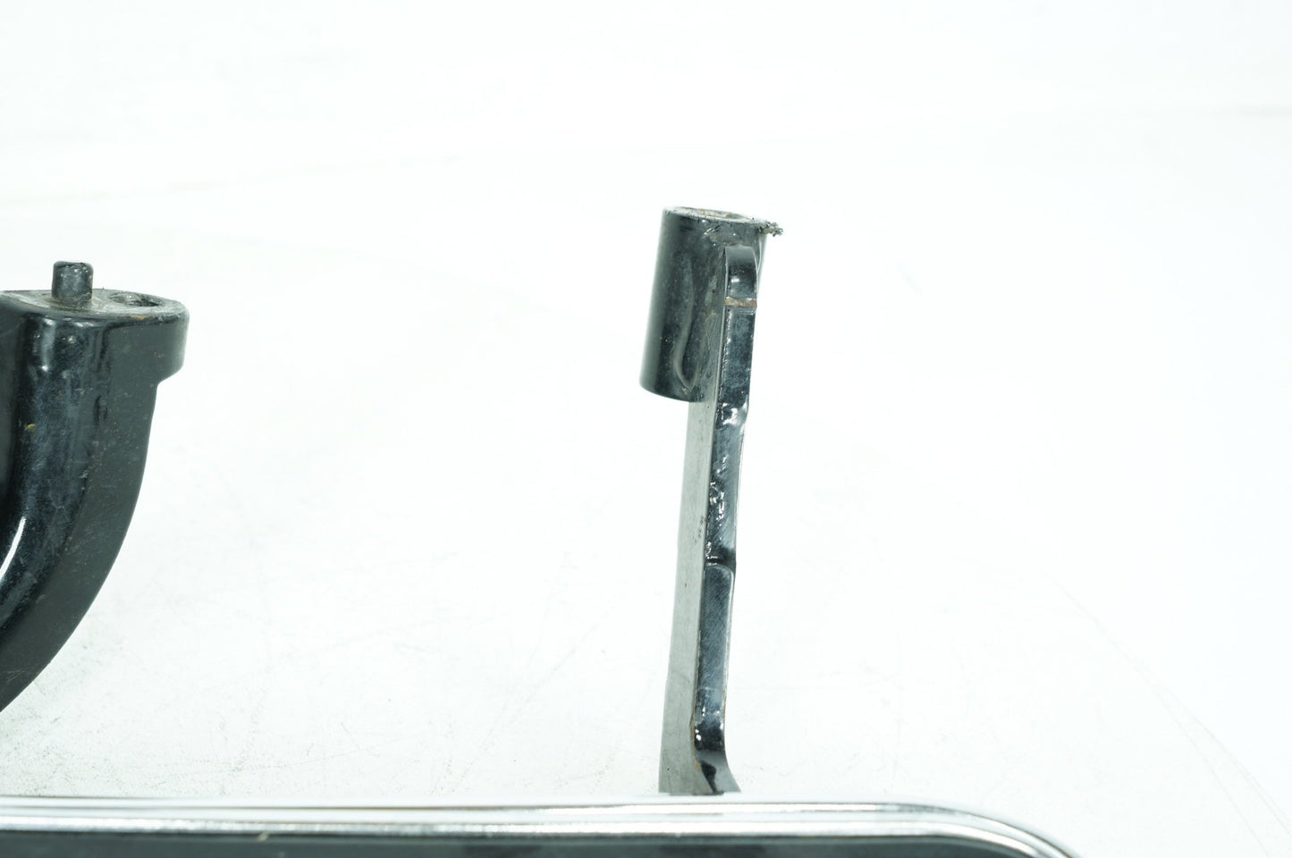 2007 - 2011 Harley-Davidson Touring Street Glide Left Right Driver Floorboard Foot Rest 50684-04