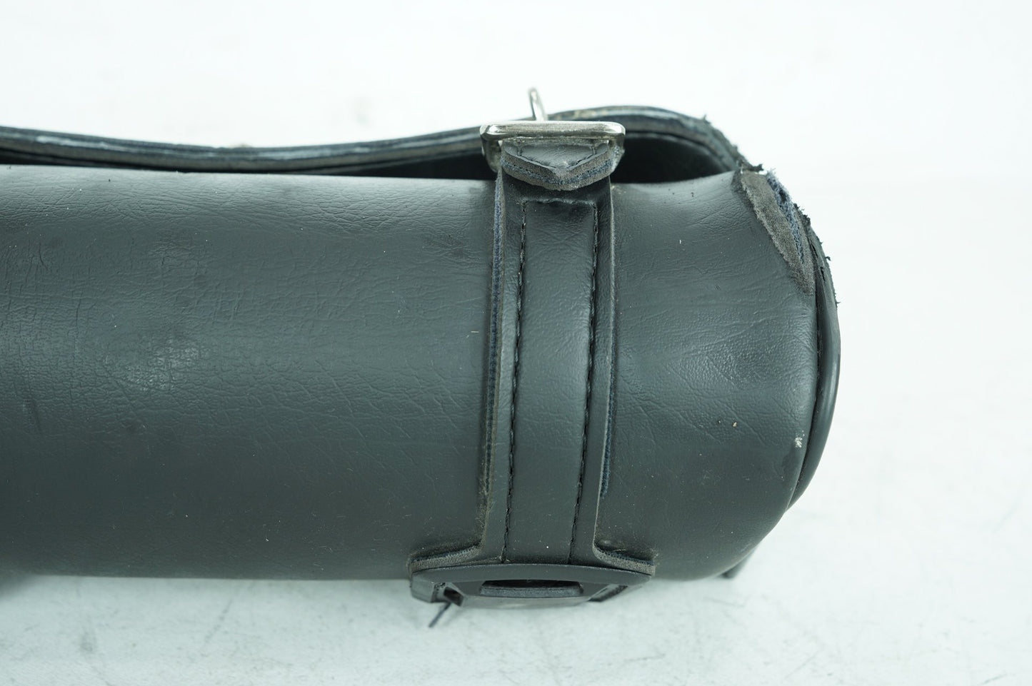 2007 - 2017 Harley-Davidson Dyna 105th Wide Glide Front Onboard Tool Bag Leather Storage