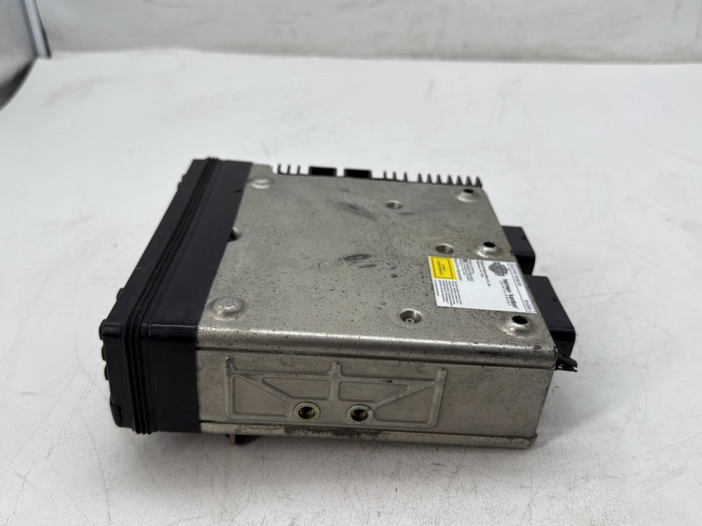 2006 Harley Touring FLHTCI Electra Glide Classic OEM Harman Kardon AM FM CD Radio Player