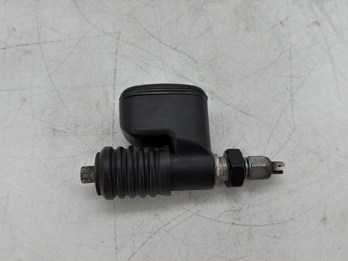 2014 Harley Dyna Low Rider FXDL OEM Rear Brake Master Cylinder Reservoir