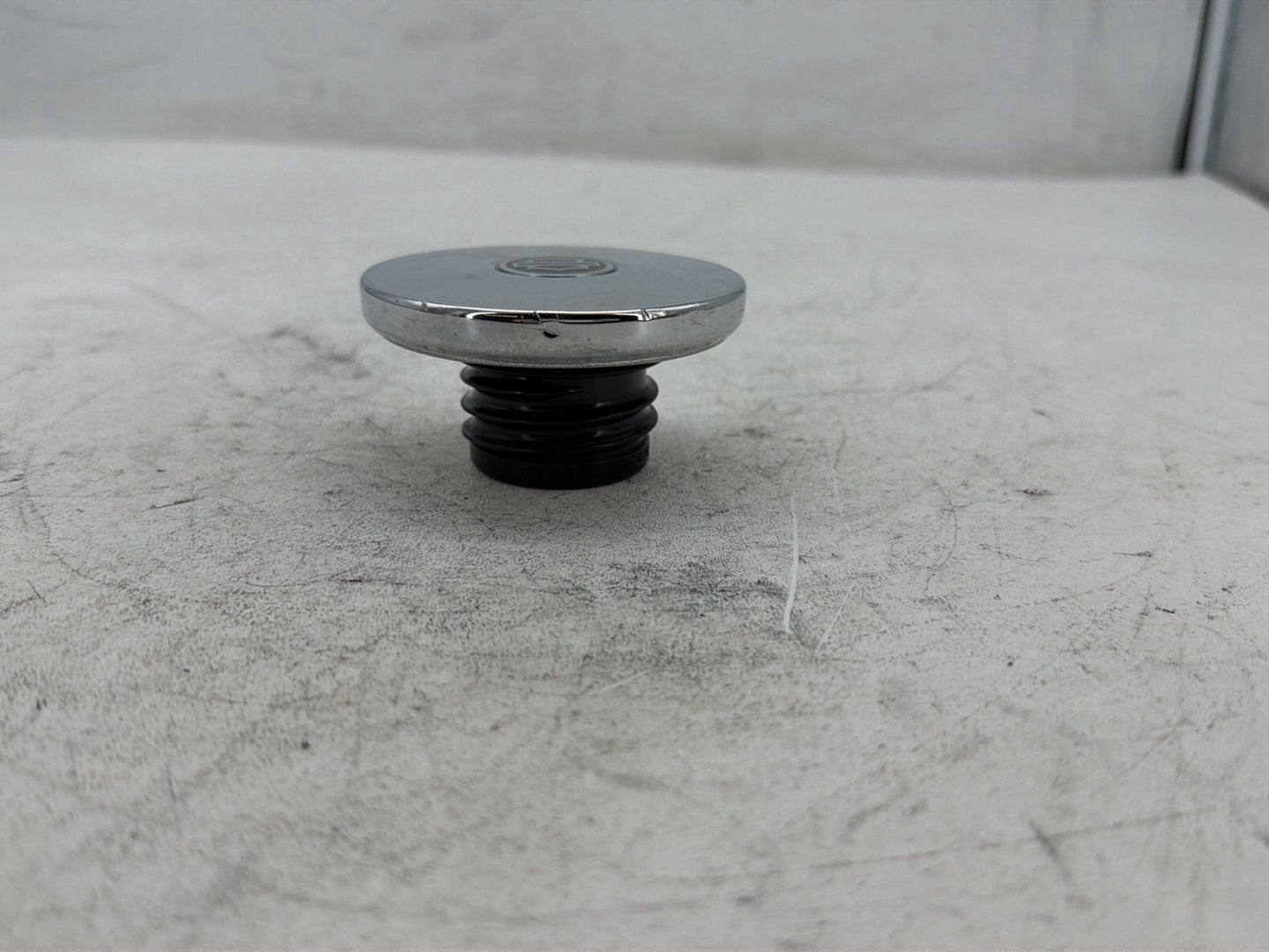 2006 Harley Sportster 1200 Custom XL1200C OEM Fuel Gas Tank Cap Bushing Hub