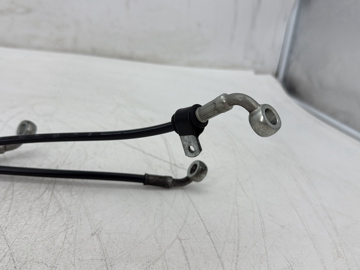 2010 Harley Dyna Fat Bob FXDF OEM Front Brake Hose Line Pipe
