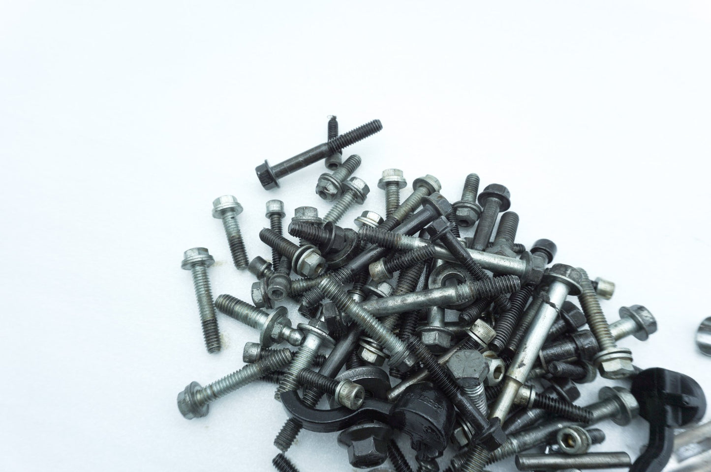 2007 - 2011 Harley-Davidson Touring Street Glide Engine Motor Hardware Bolts Brackets Bushing